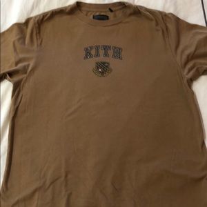 Men Women Kith camel t-shirt top medium *NEW*